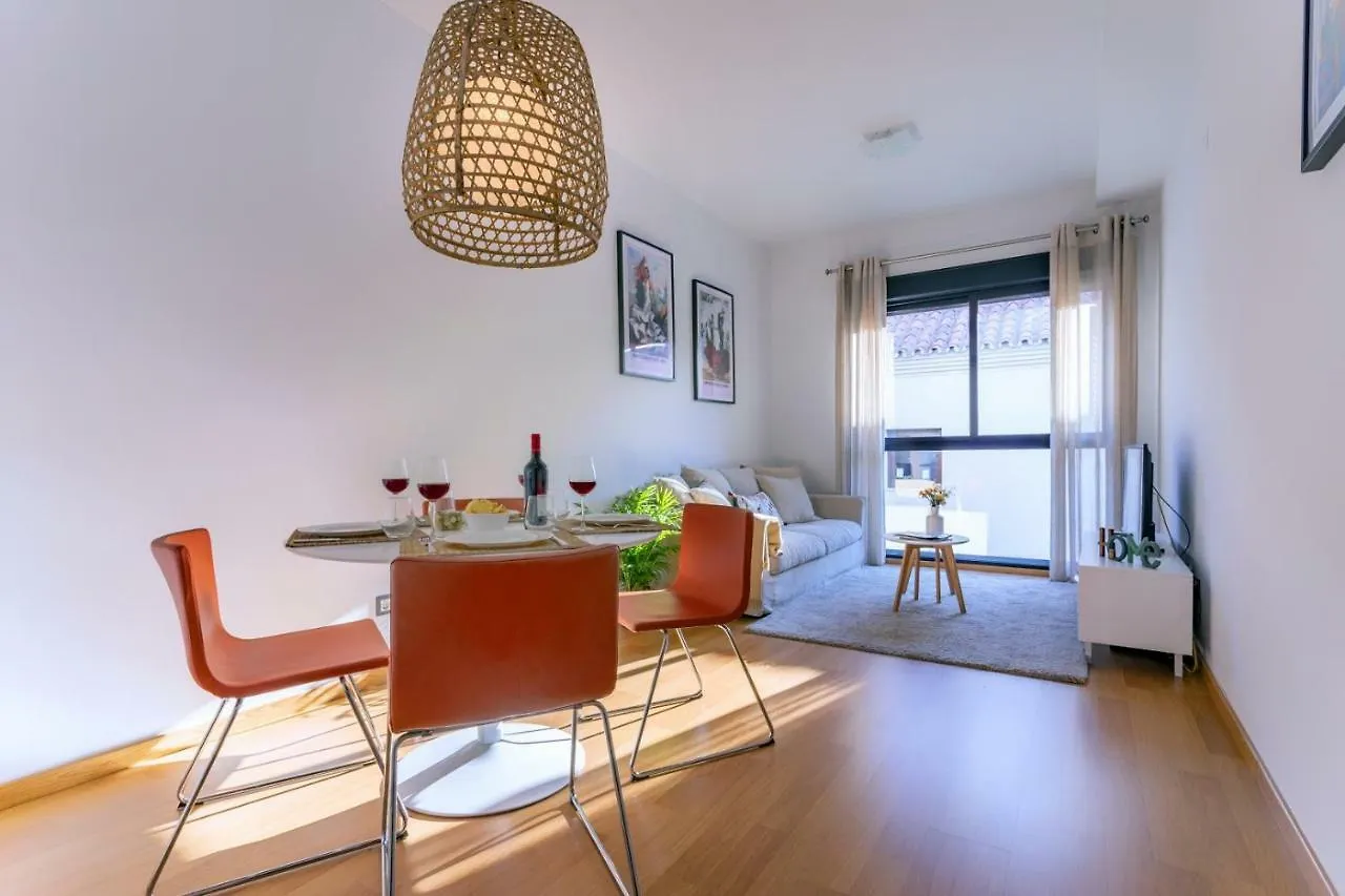 -Malagasunapts- Citycentre Rooftop Pool location